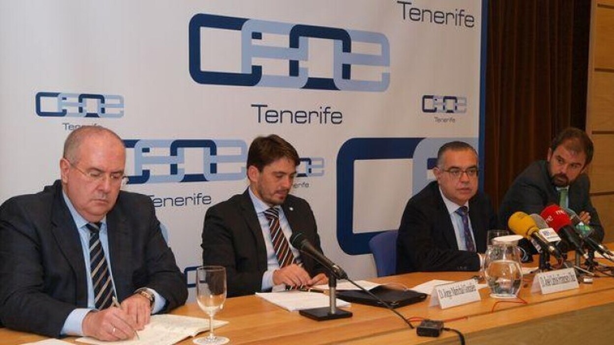 CEOE Tenerife reclama menos regulación para fomentar el desarrollo económico