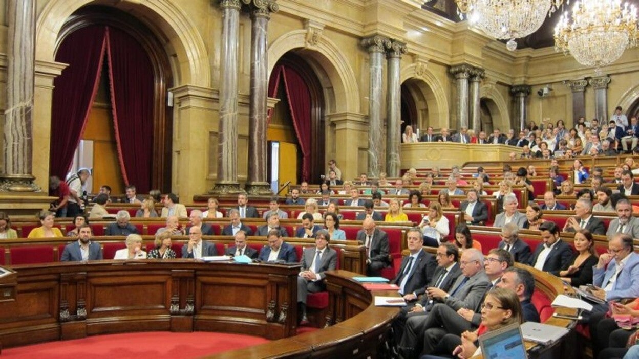 El Parlament aprueba la ley del referéndum