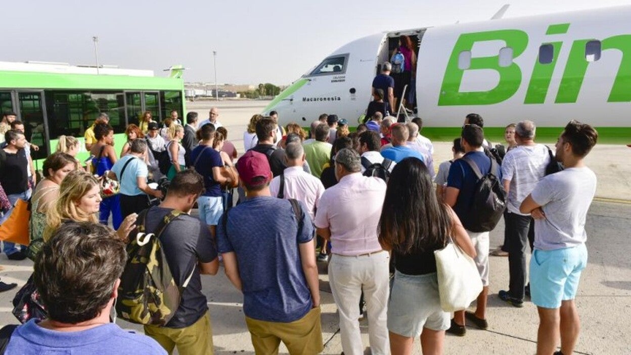 El transporte interinsular hace historia este verano