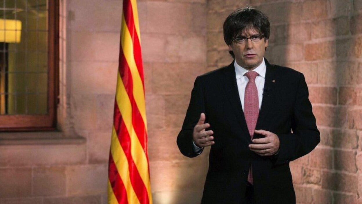 Puigdemont, aviso sólo el Parlament puede inhabilitarlo