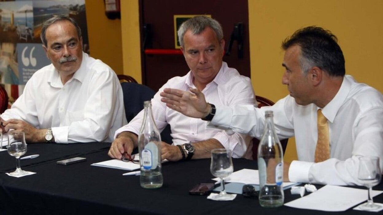 Franquis anuncia su candidatura a la secretaría del PSOE grancanario