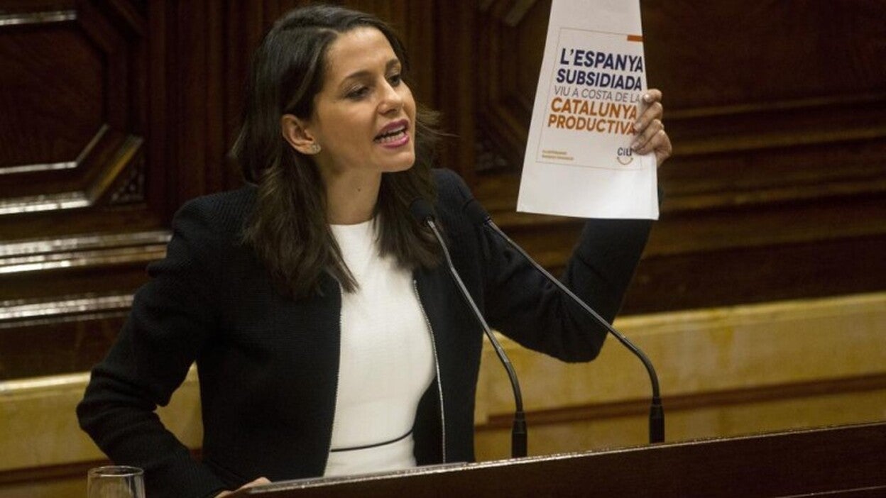 Arrimadas: «Es un golpe a la democracia»