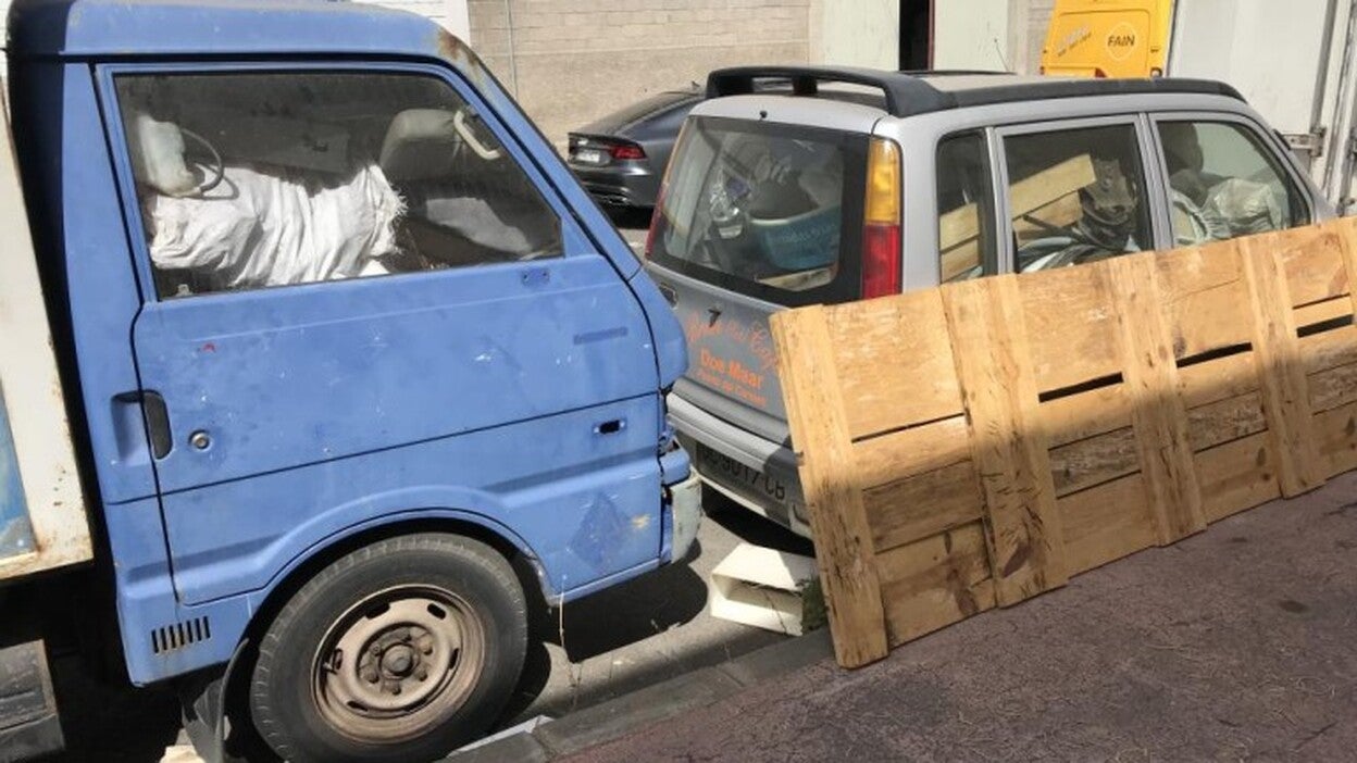 Un desguace en el corazón de Las Torres