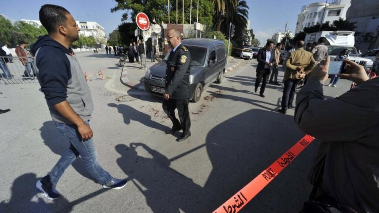 Heridos dos policías tunecinos en un supuesto ataque yihadista
