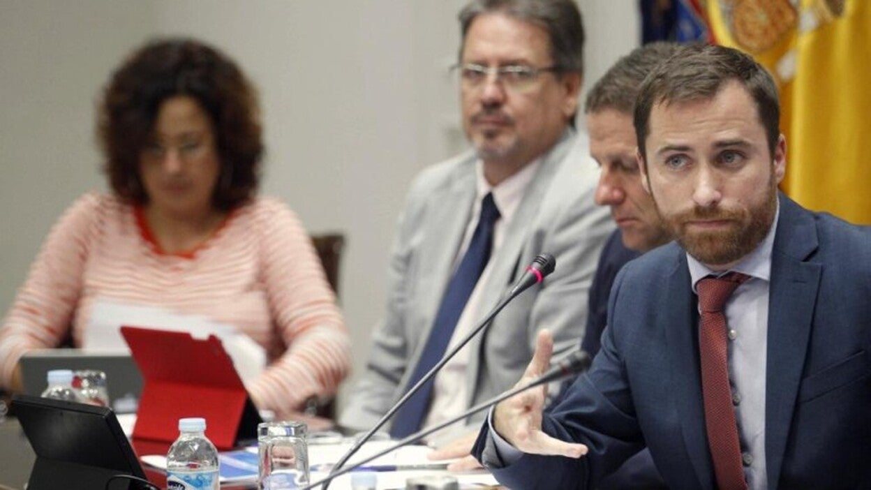 La oposición reprueba las cuentas de Turismo y Cultura