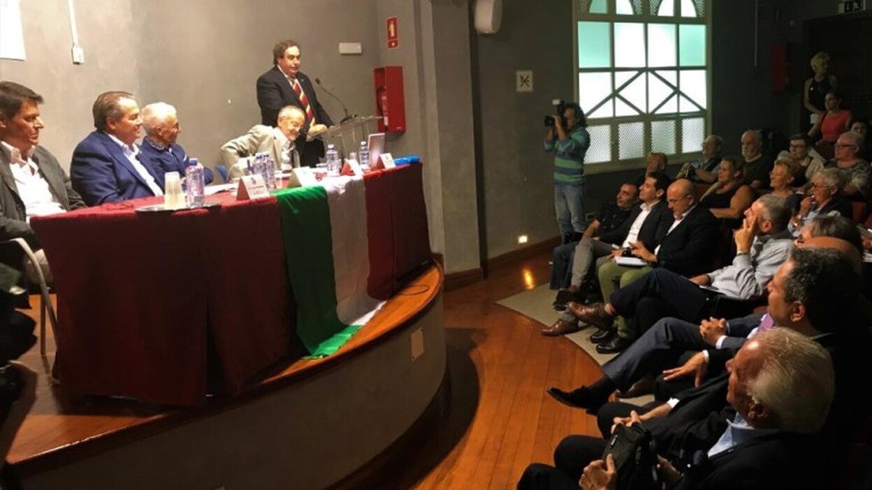 Pensionistas italianos celebran su primera convención en el Sur