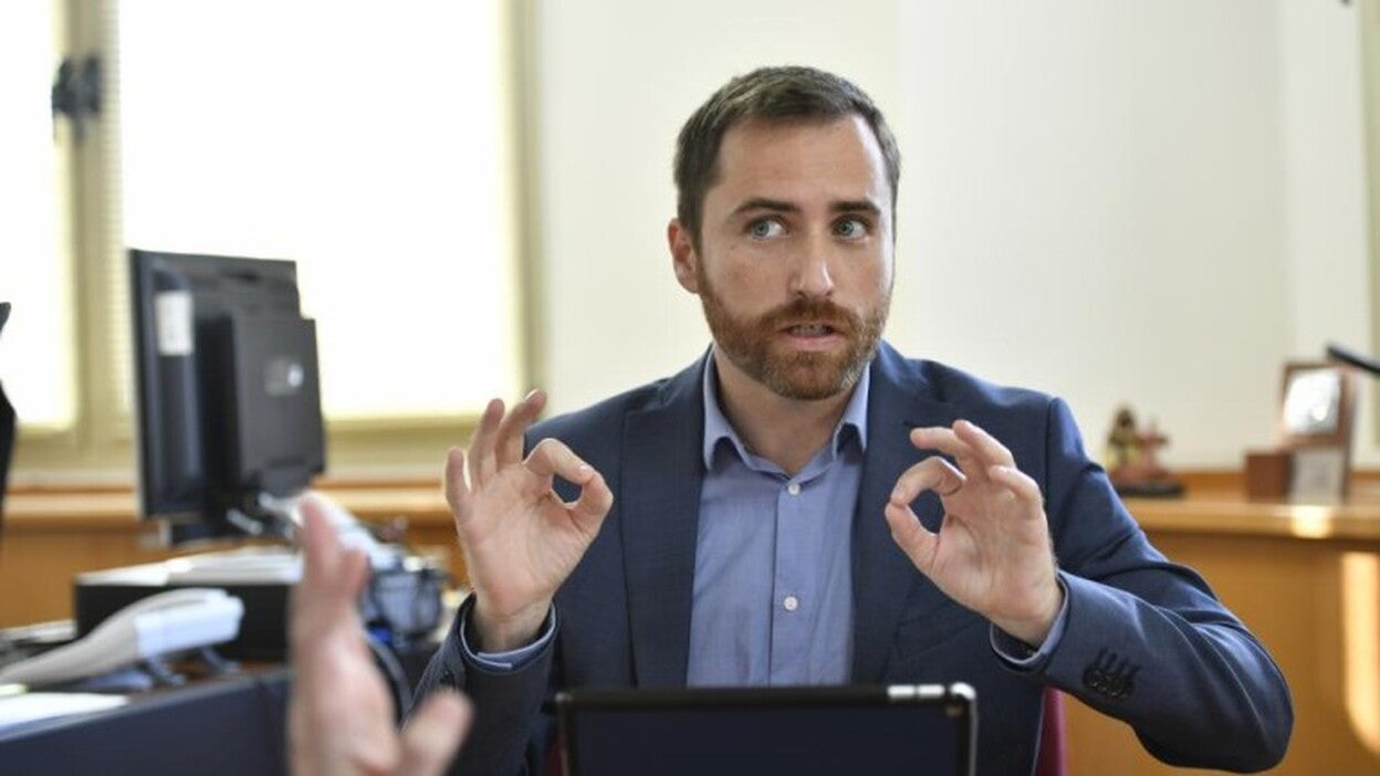 CC desautoriza en el Parlamento a Isaac Castellano