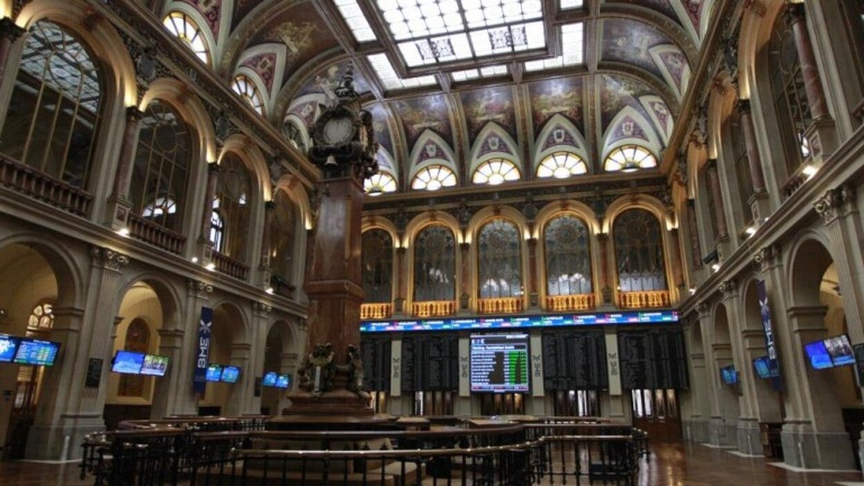 El IBEX 35 cae un 0,21 % tras la apertura pero conserva los 10.000 puntos