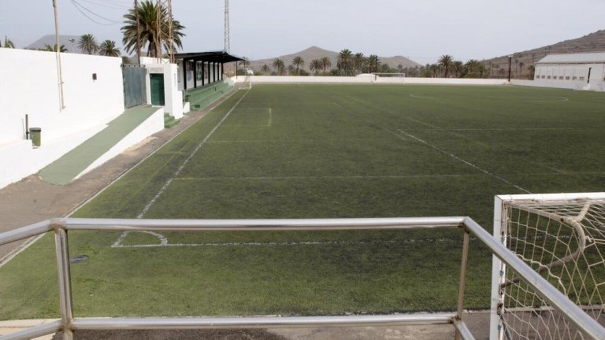 Las obras en el campo de fútbol de Haría quedan para diciembre