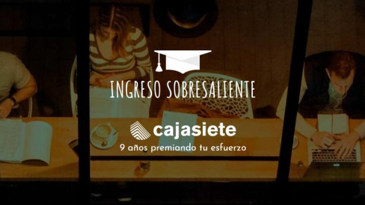 Cajasiete abona el ingreso sobresaliente a los universitarios
