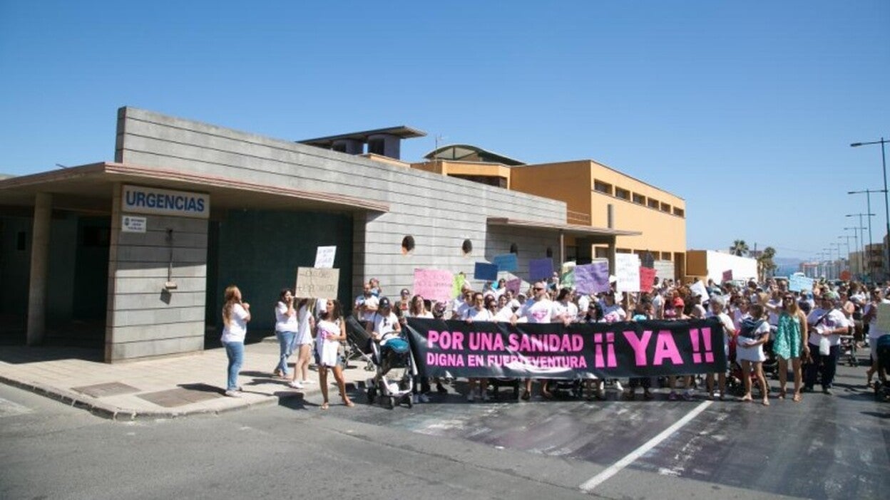 La sanidad en Corralejo no mejora