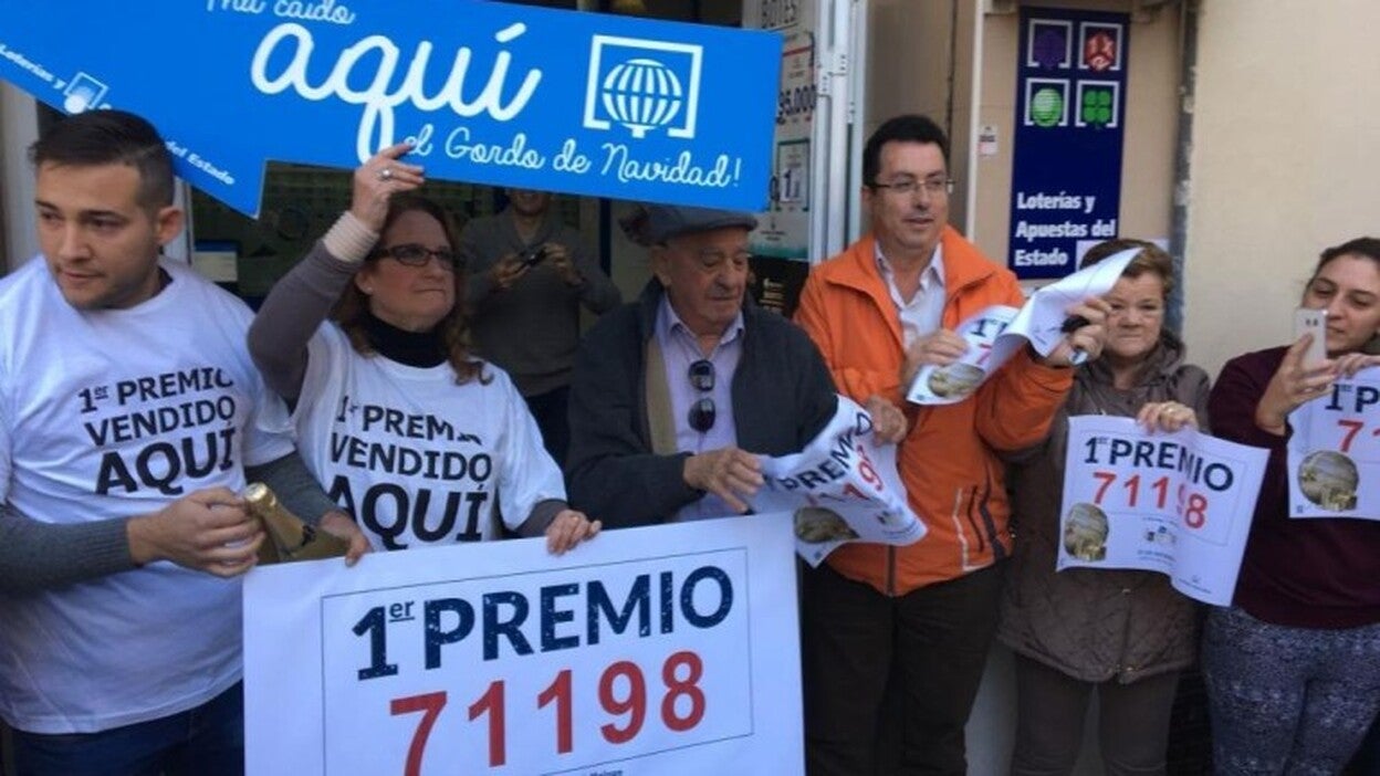 La única no agraciada de la oficina