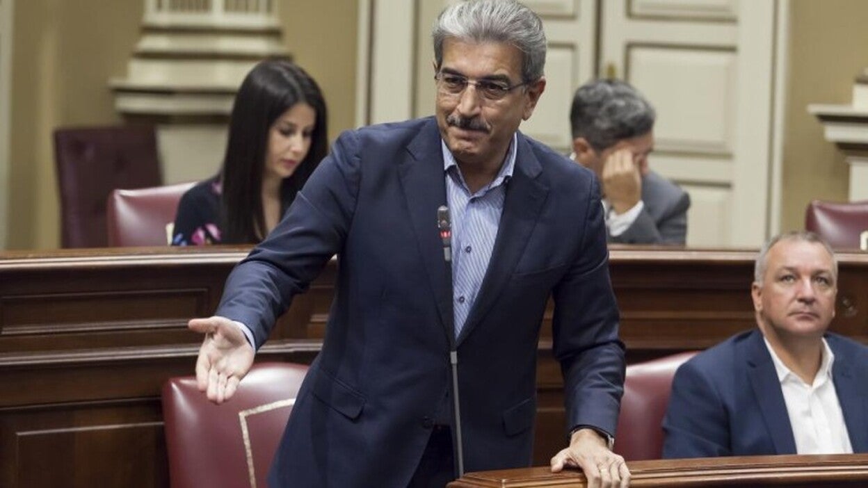 NC espera que la agenda canaria "salve" la crisis catalana