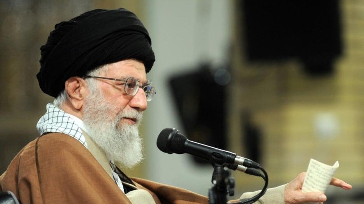 Jamenei tacha a Trump de "inestable"