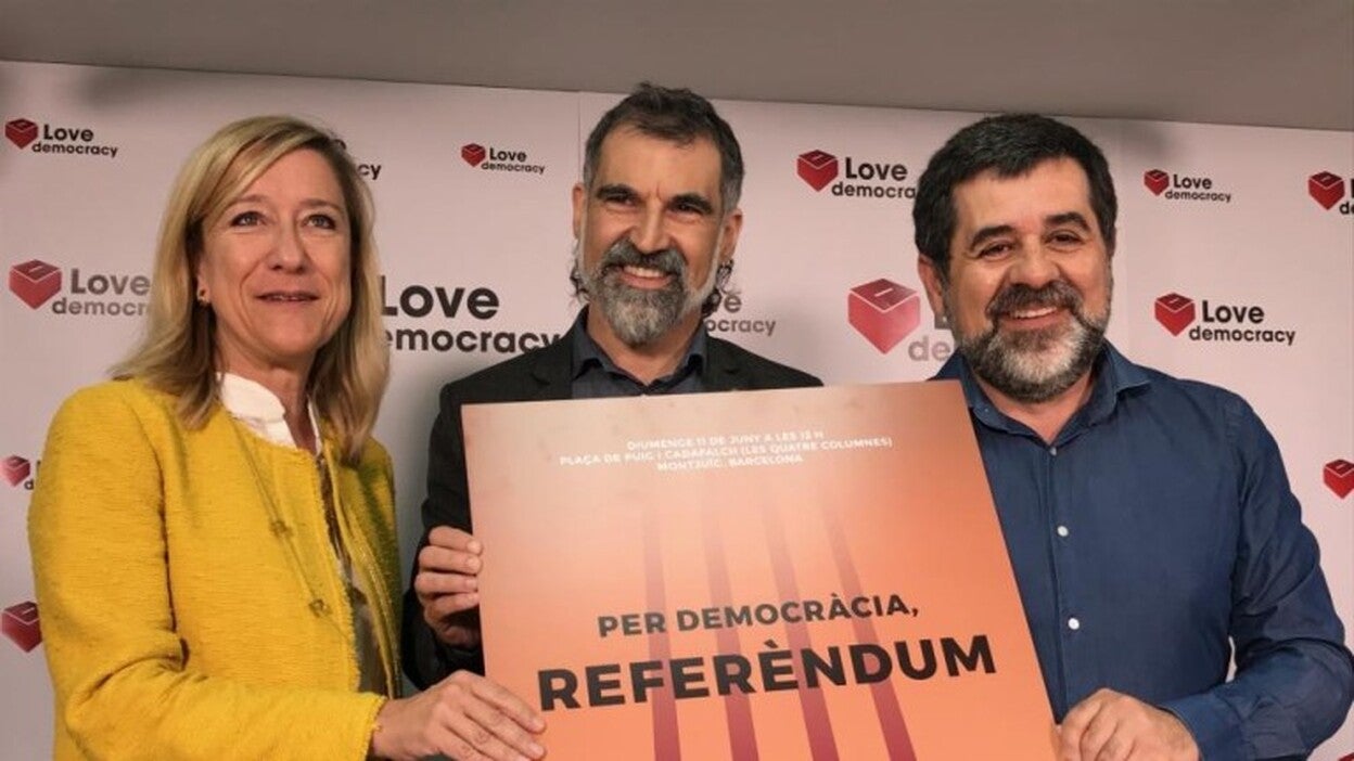 Forn, Sánchez y Cuixart asumen las vías constitucionales ante el Supremo