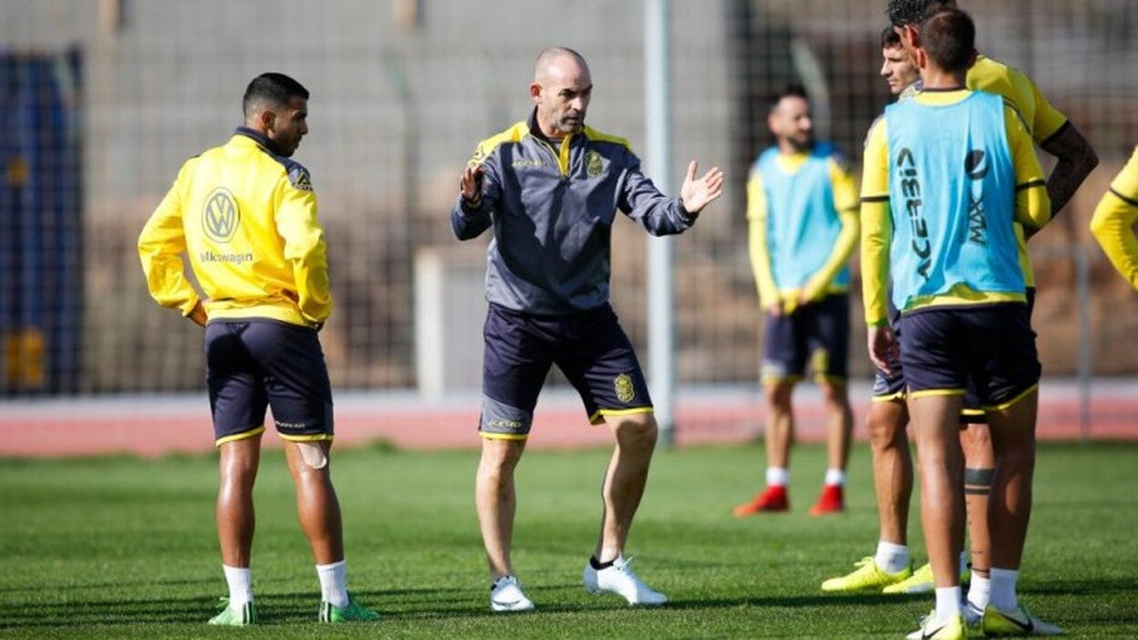 A Jémez se le acumulan los deberes