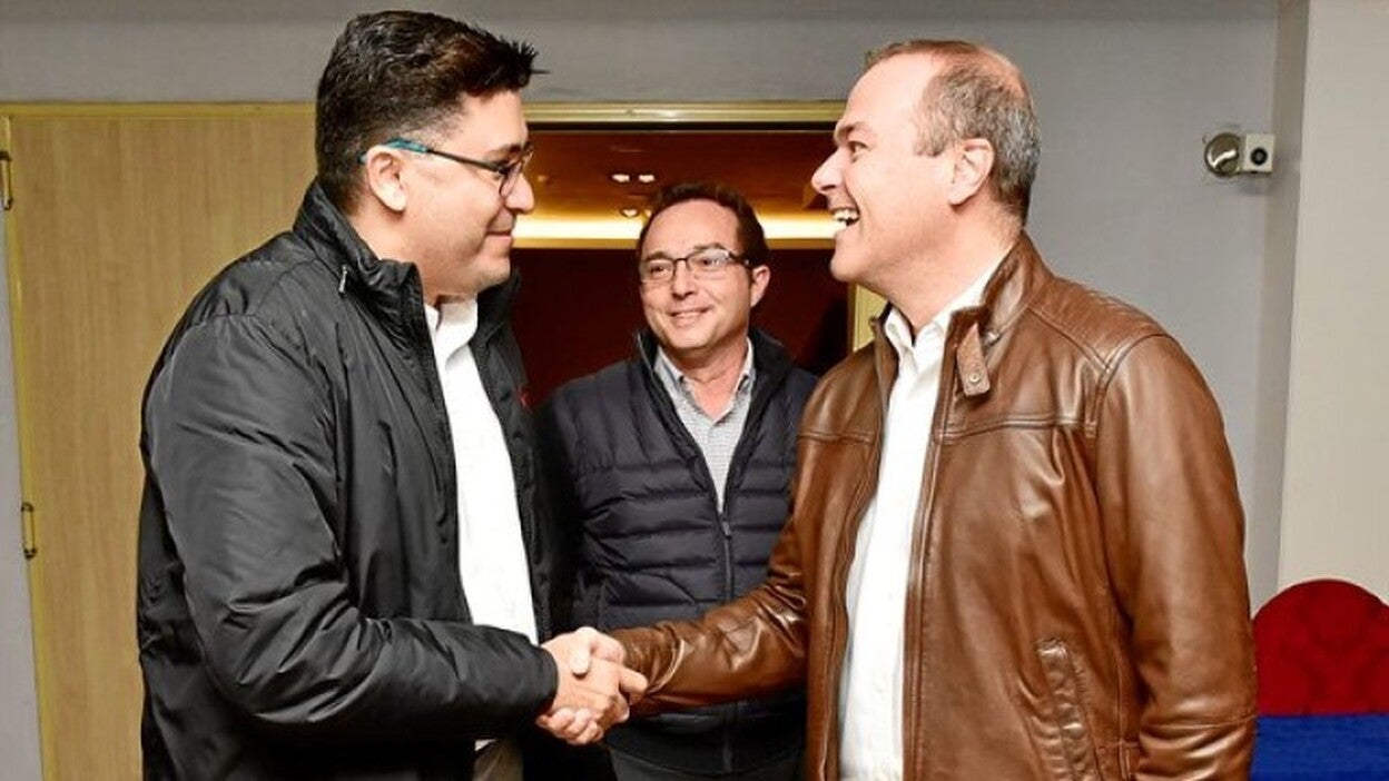 Los ‘chanistas’ contra todos