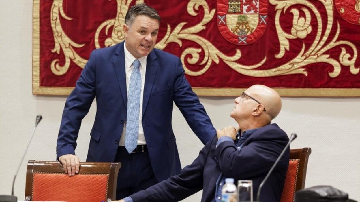 Negrín impuso el veto y ahora desautoriza al director de la radio