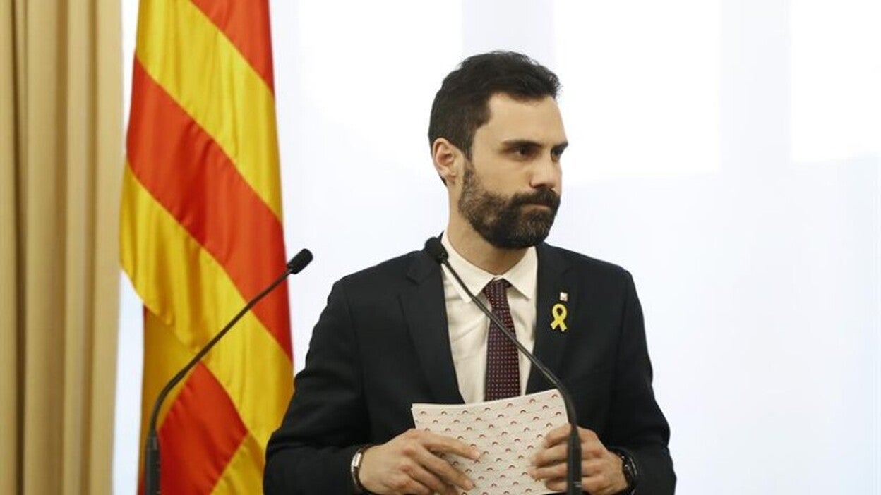 Torrent aplaza la investidura de Puigdemont