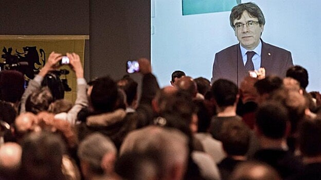 Puigdemont: «Esto se ha terminado, me han sacrificado»