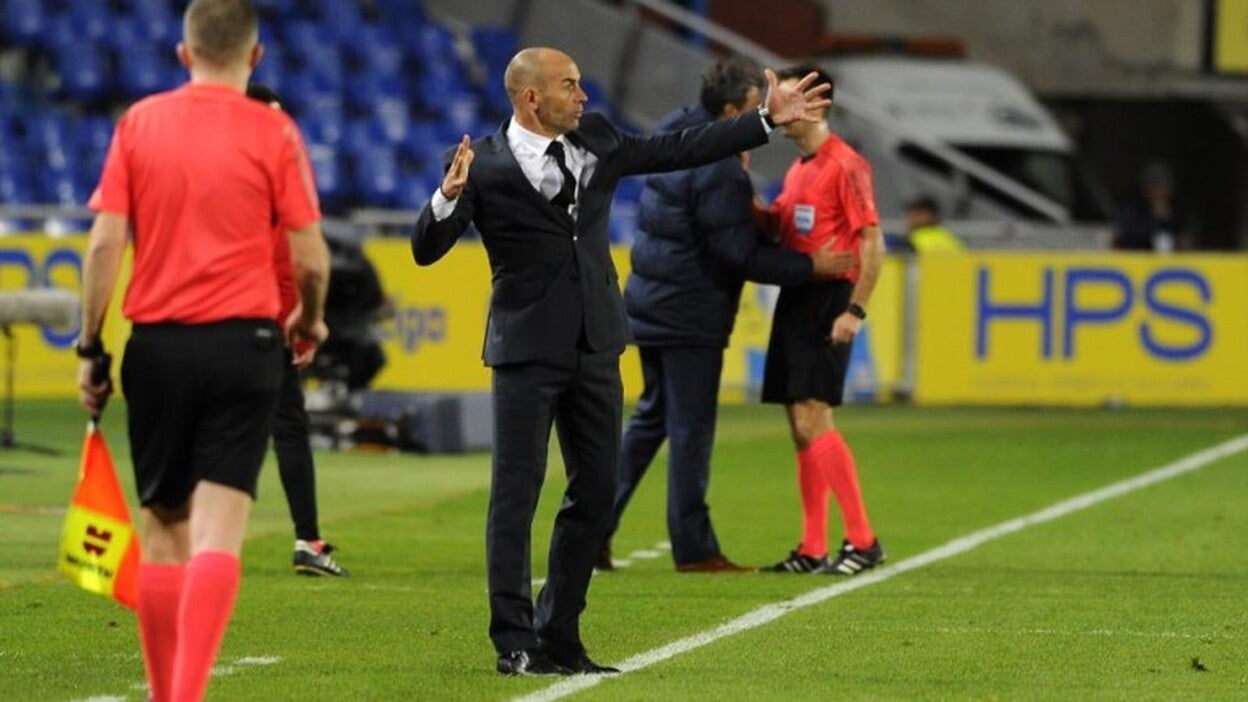 Jémez: «No miro el carné para hacer el once»