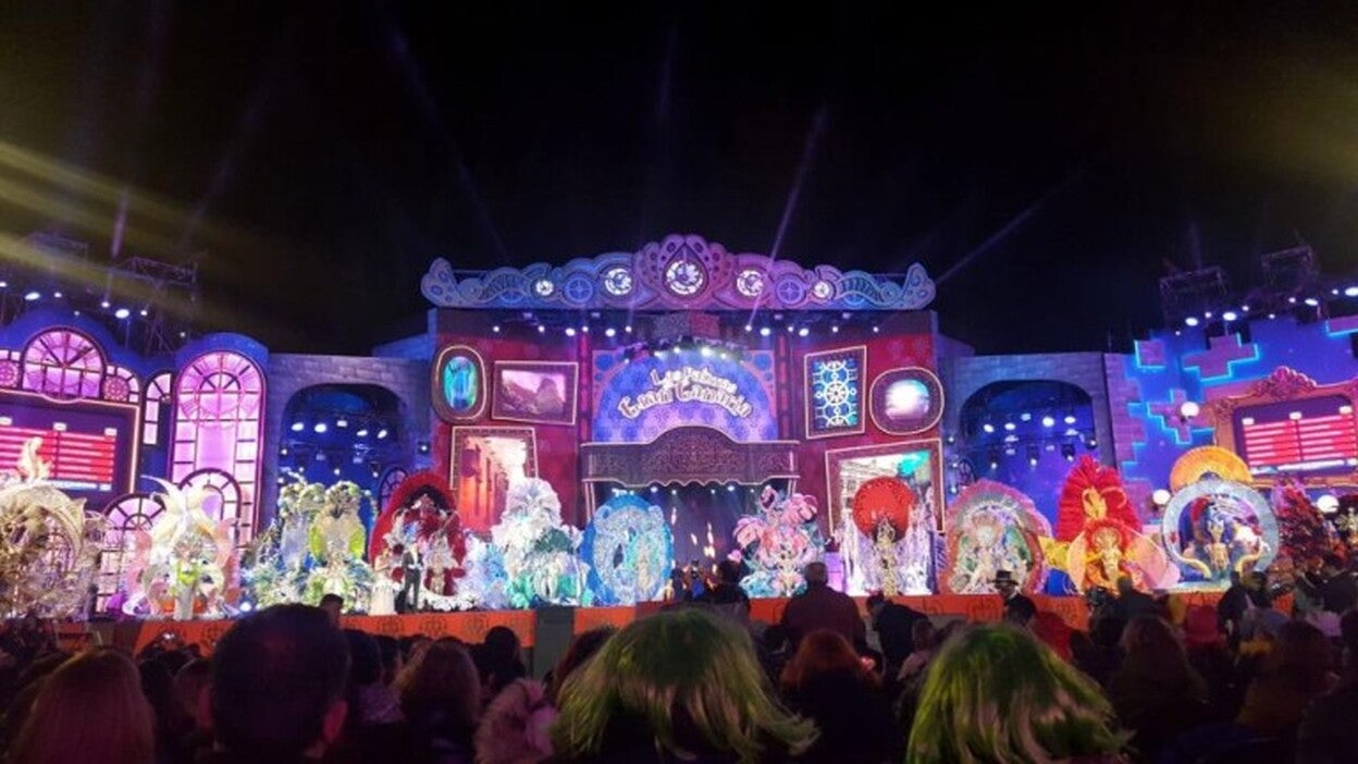 El Carnaval espera a su reina