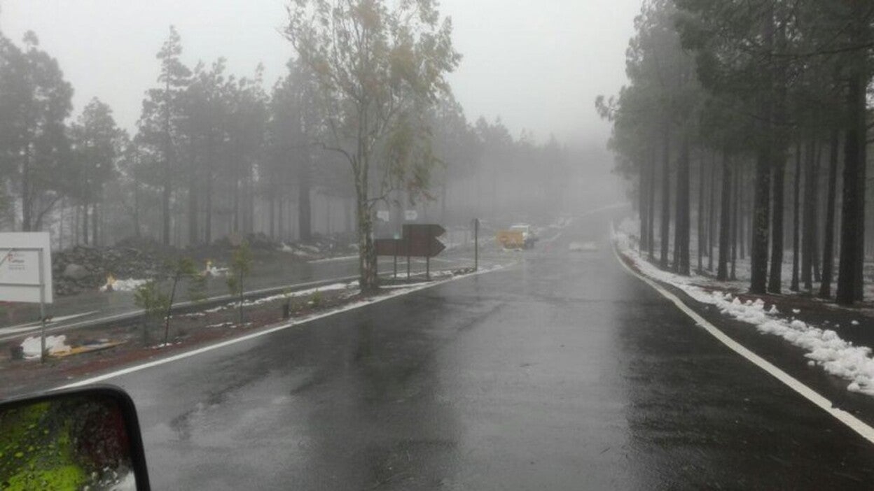 Reabren la cumbre excepto la subida al Pico de las Nieves