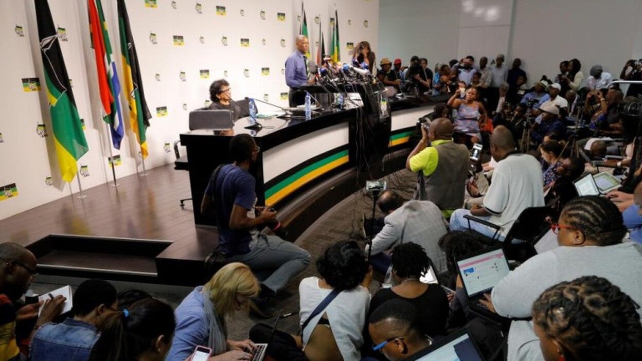 El CNA requiere la dimisión del presidente Jacob Zuma