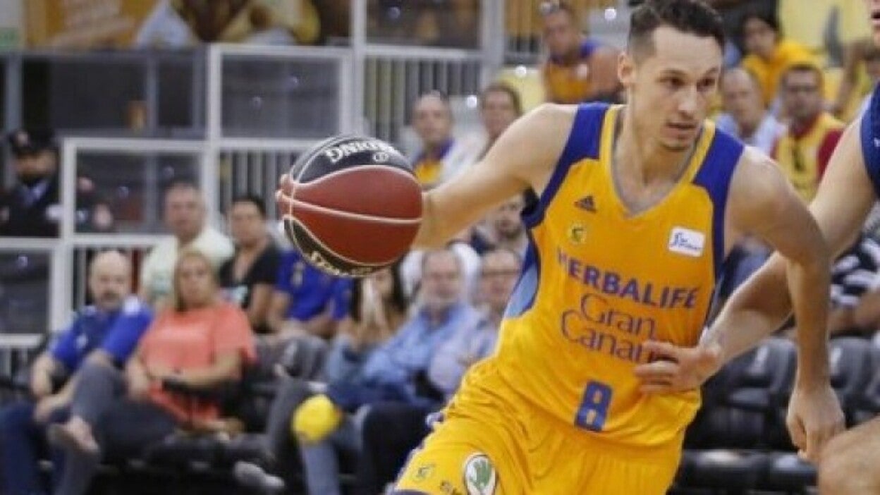 Marcus Eriksson: «Jugar en casa puede motivarnos, pero también es presión. Pelearemos la Copa»