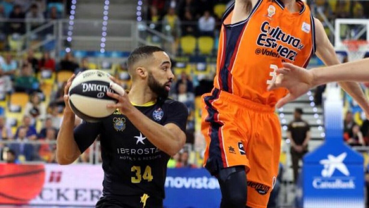 Primera bomba: Iberostar elimina a Valencia (72-79)