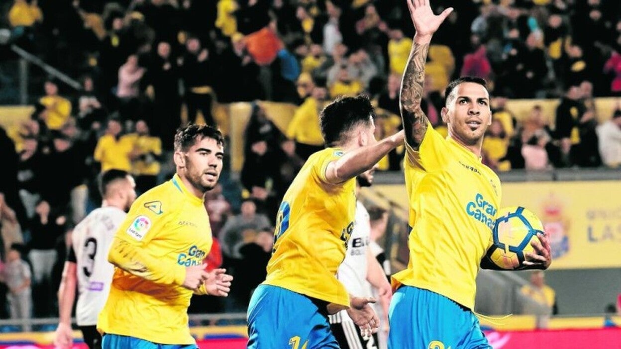 Fútbol sin identidad