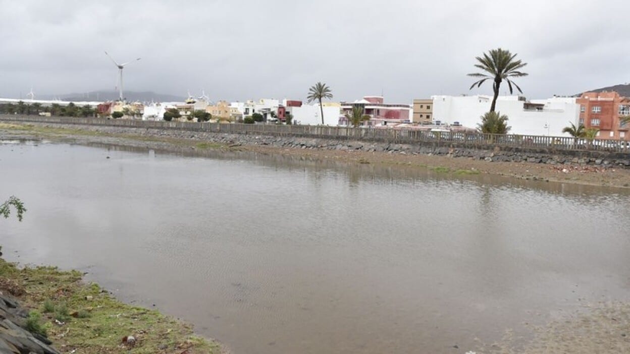 La lluvia descargó con fuerza