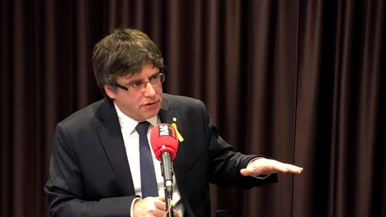 Puigdemont se arrepiente de aparcar la DUI