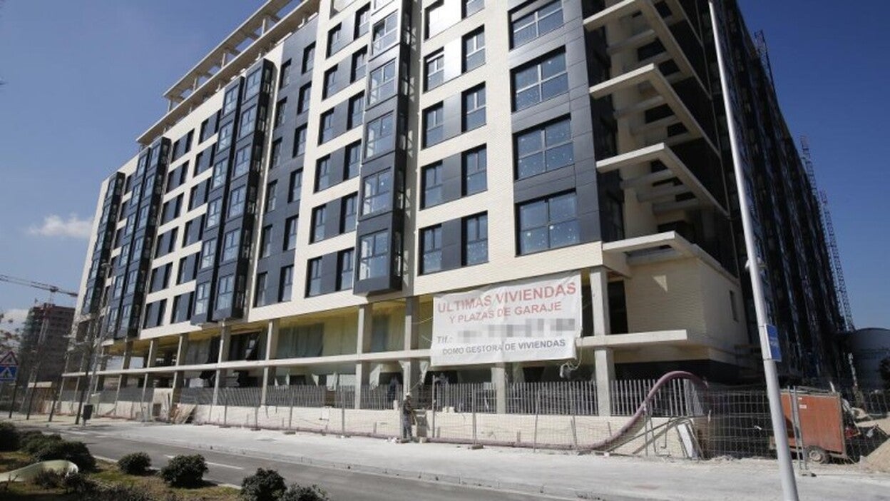 Las mujeres de Canarias destinan el 34,76% al pago de la hipoteca