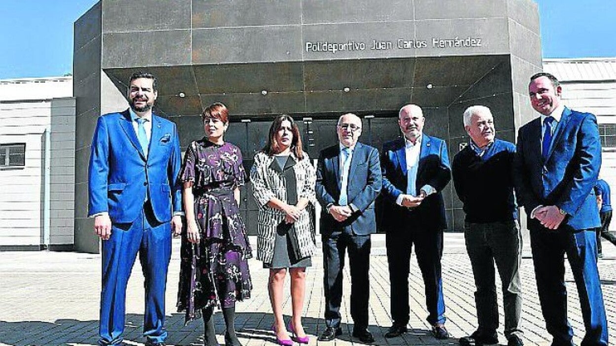 Reabre el pabellón Juan Carlos Hernández 13 años después