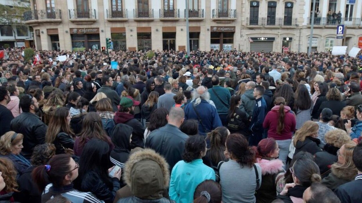 Concentración de 12.000 personas en Almería por Gabriel