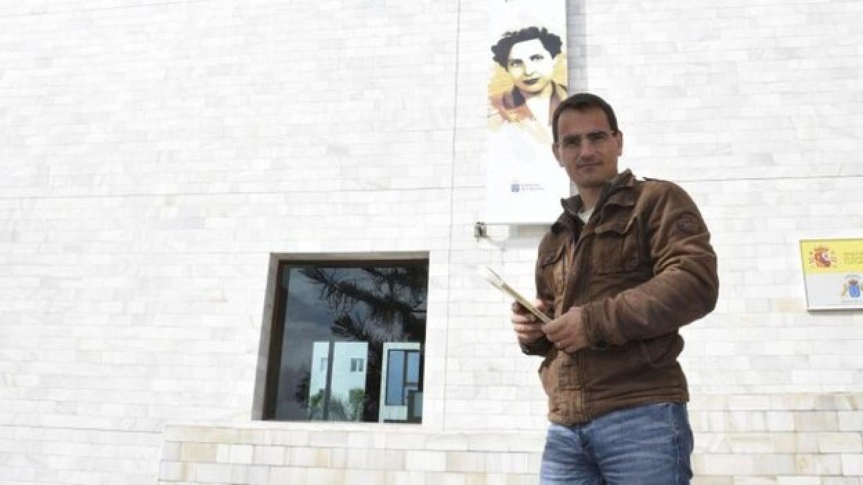 Rende novela el origen de las creencias