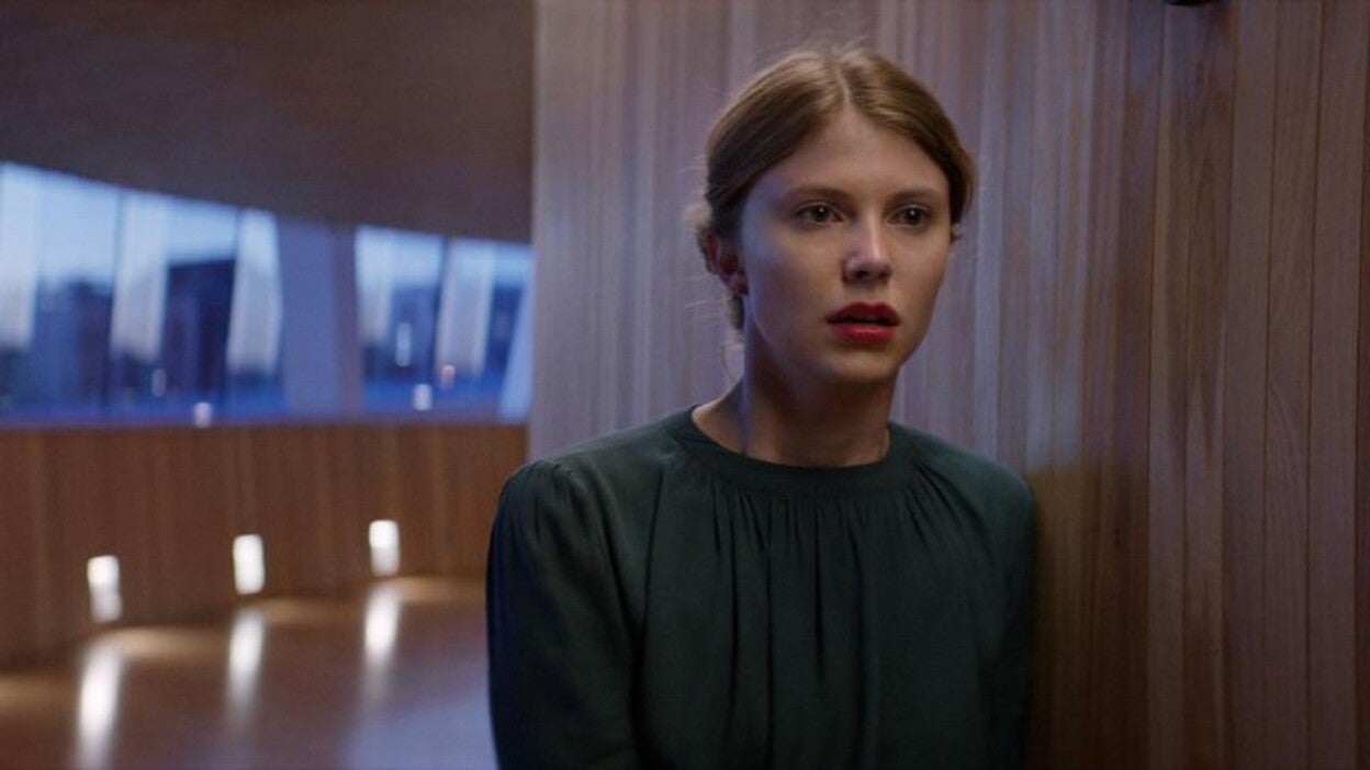 La niña encañonada