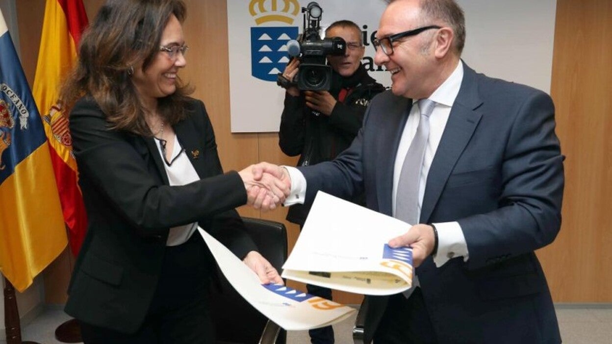 Canarias acelera la atención social al paciente de ELA