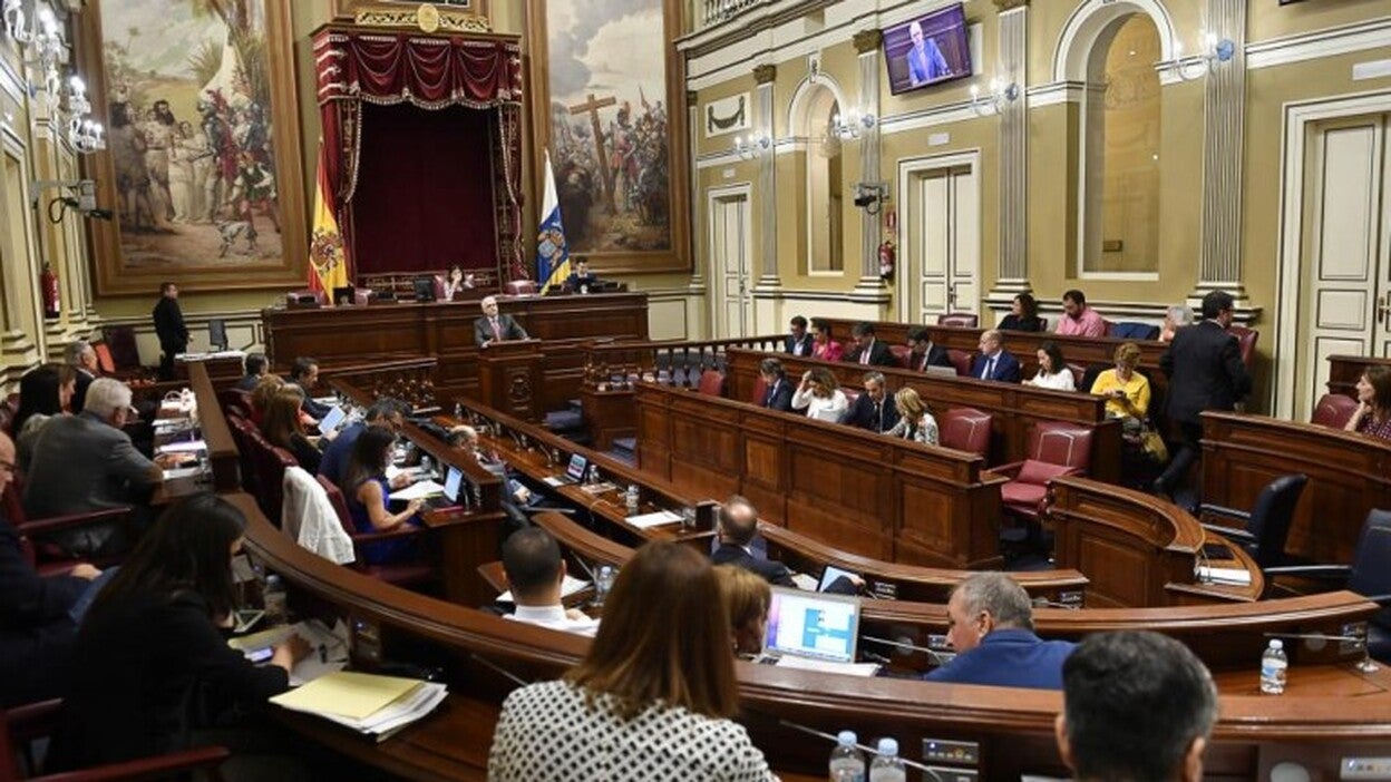 La oposición exige respuestas