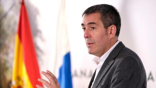 Clavijo y Armengol se reúnen en Tenerife para reclamar el descuento del 75% en los vuelos a la Península