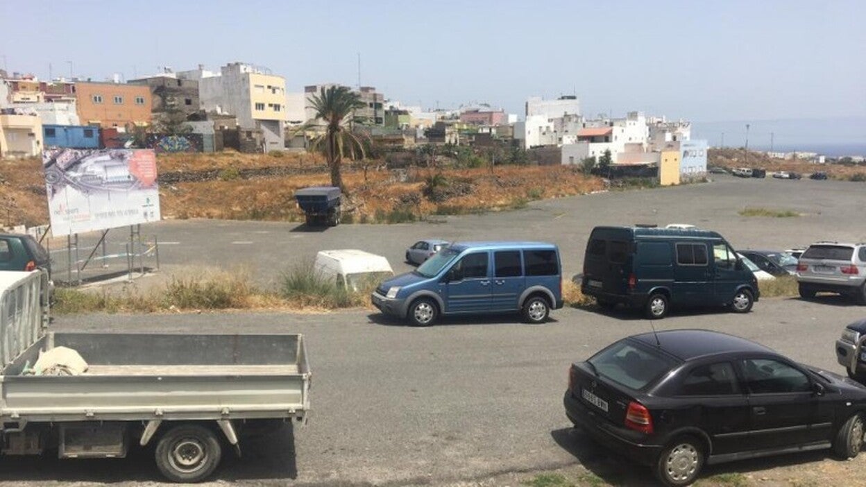 El Ayuntamiento da licencia a la piscina de La Barranquera