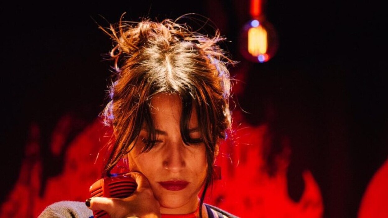 Ana Tijoux pasea su libertad entre el bolero y el hip hop