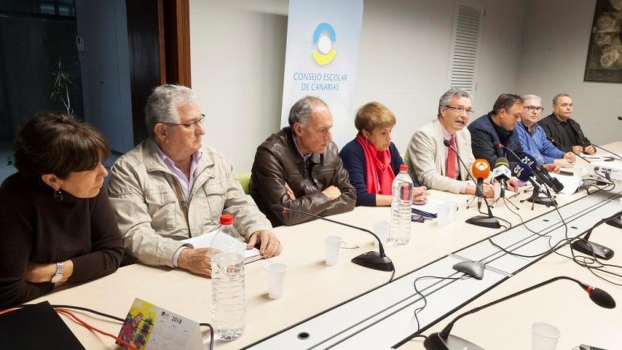 Evitar deberes repetitivos, petición del Consejo Escolar