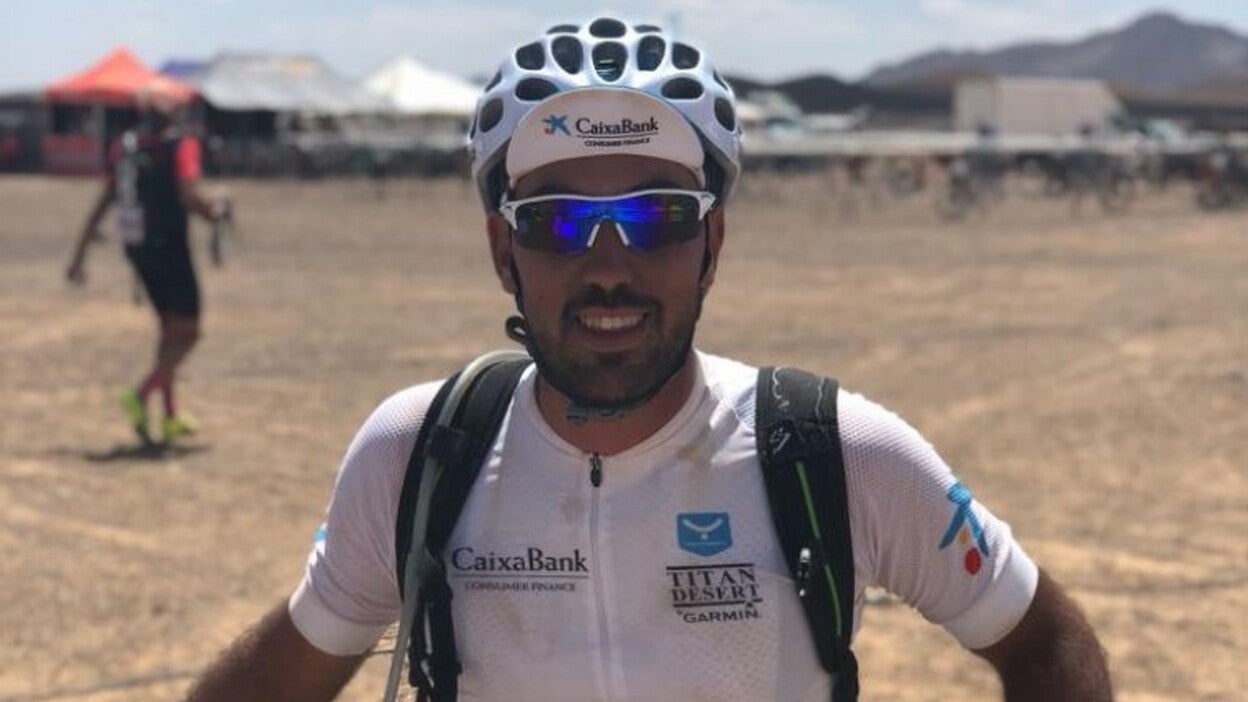 Jesús Zorio y Misha Sekulova siguen pedaleando hacia el desierto