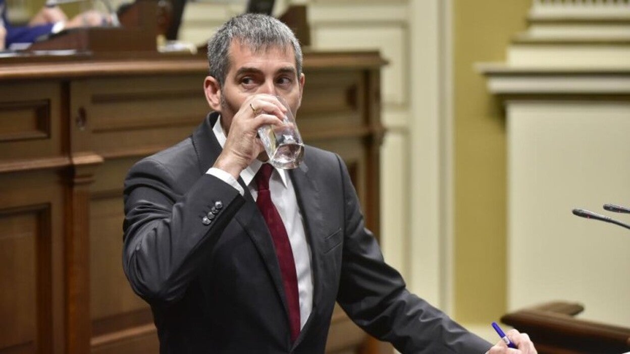 De seis normas que anunció Clavijo sólo se ha aprobado la del Suelo