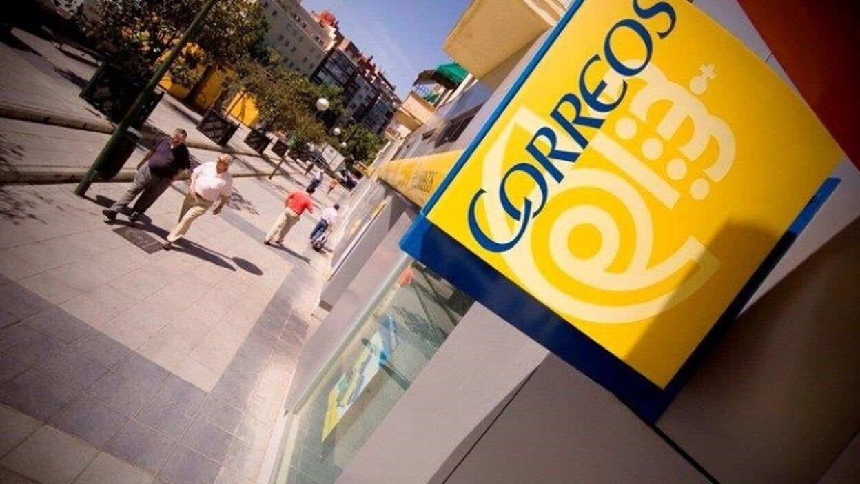 Correos pierde 300 puestos de trabajo