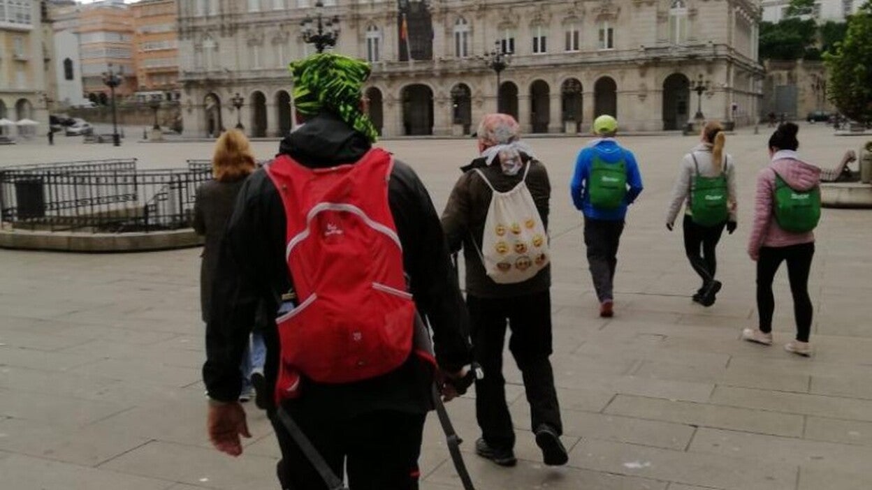 Más de doscientas personas recorren el Camino de los Valores por la inclusión