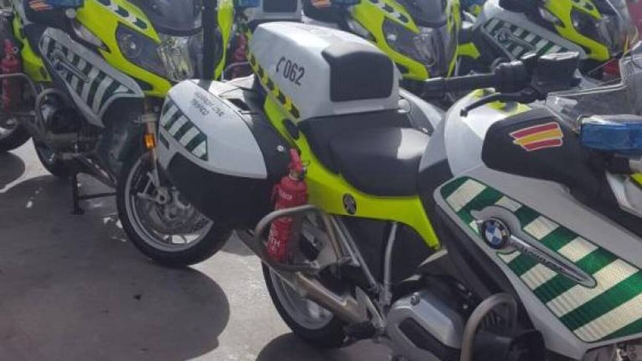 Todas las motos de la Guardia Civil de Tráfico, incumplen la legislación