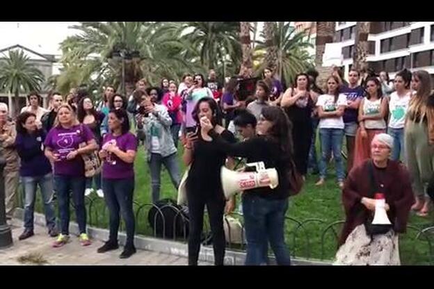 La Manada desata la protesta de miles de mujeres
